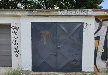 garáž na ul. Kukučínova, Nové Mesto