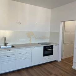 3-izb. byt v centre na Obchodnej ul., Staré Mesto