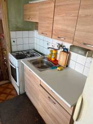 4-izb. byt s lodžiou v Dúbravke v pôvodnom stave