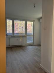 2-garzónka, Znievska, Petržalka, lodžia