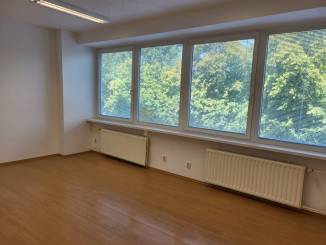 Kancelárie, Drieňová ul., Ružinov 25 m2