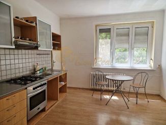 2-izb. byt, Wilsonova ul., Staré Mesto, tehlový dom